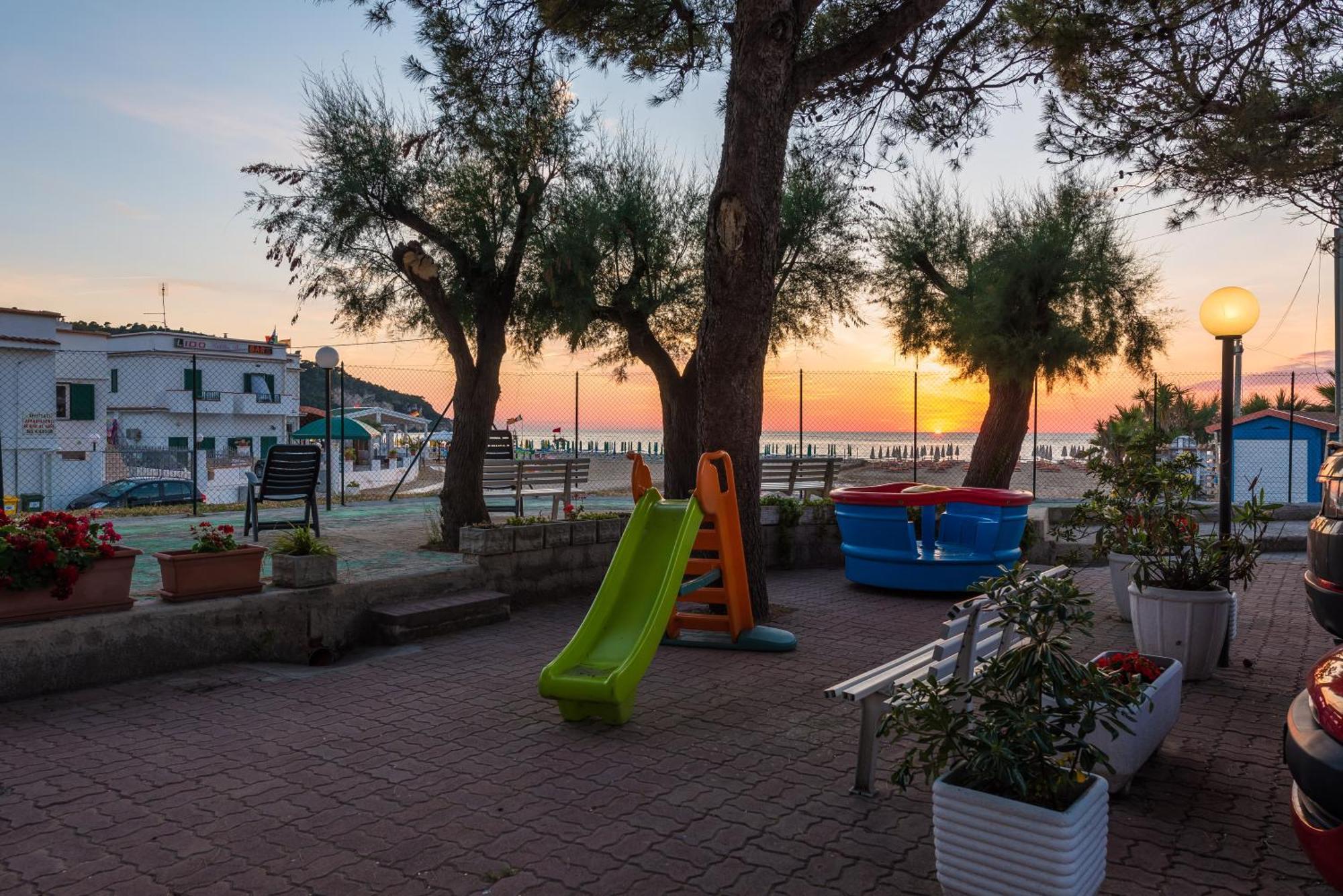 Albergo Villa A Mare Peschici Bagian luar foto